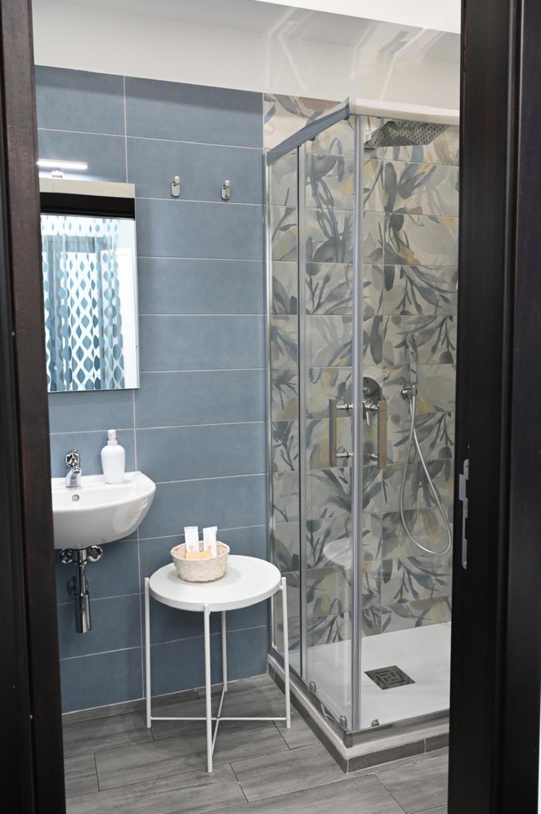Terzo Rione Guest house *